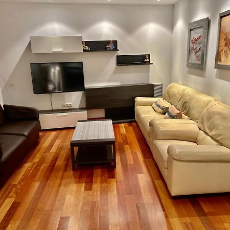 Ferienwohnung Espectacular Piso Cerca De La Playa Sant Adria de Besos Exterior foto