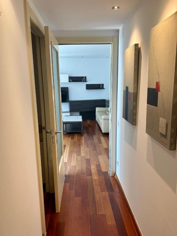 Ferienwohnung Espectacular Piso Cerca De La Playa Sant Adria de Besos Exterior foto